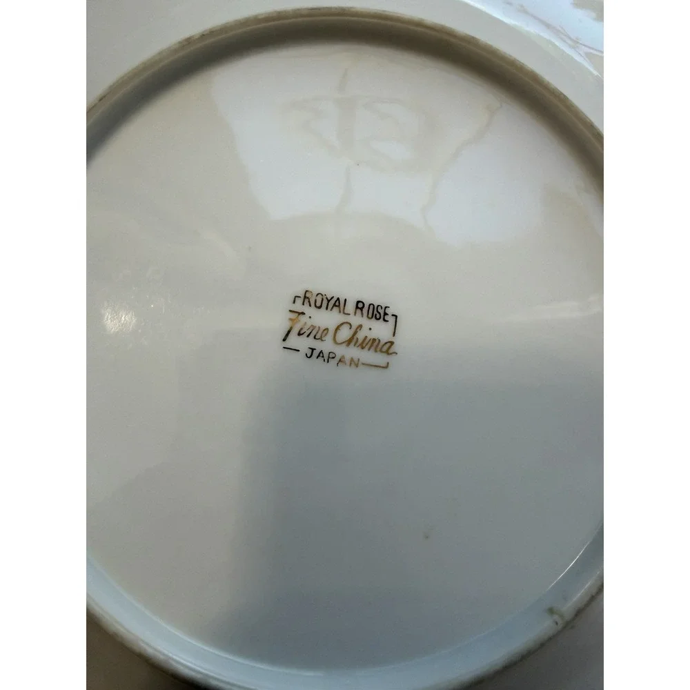 Royal Rose Fine China Japan Gold Trim Mossy Rose Dinner Plates